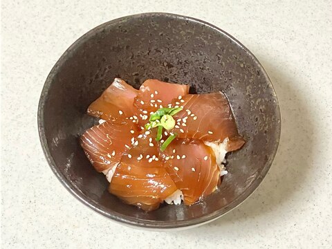 簡単☆マグロの漬け丼
